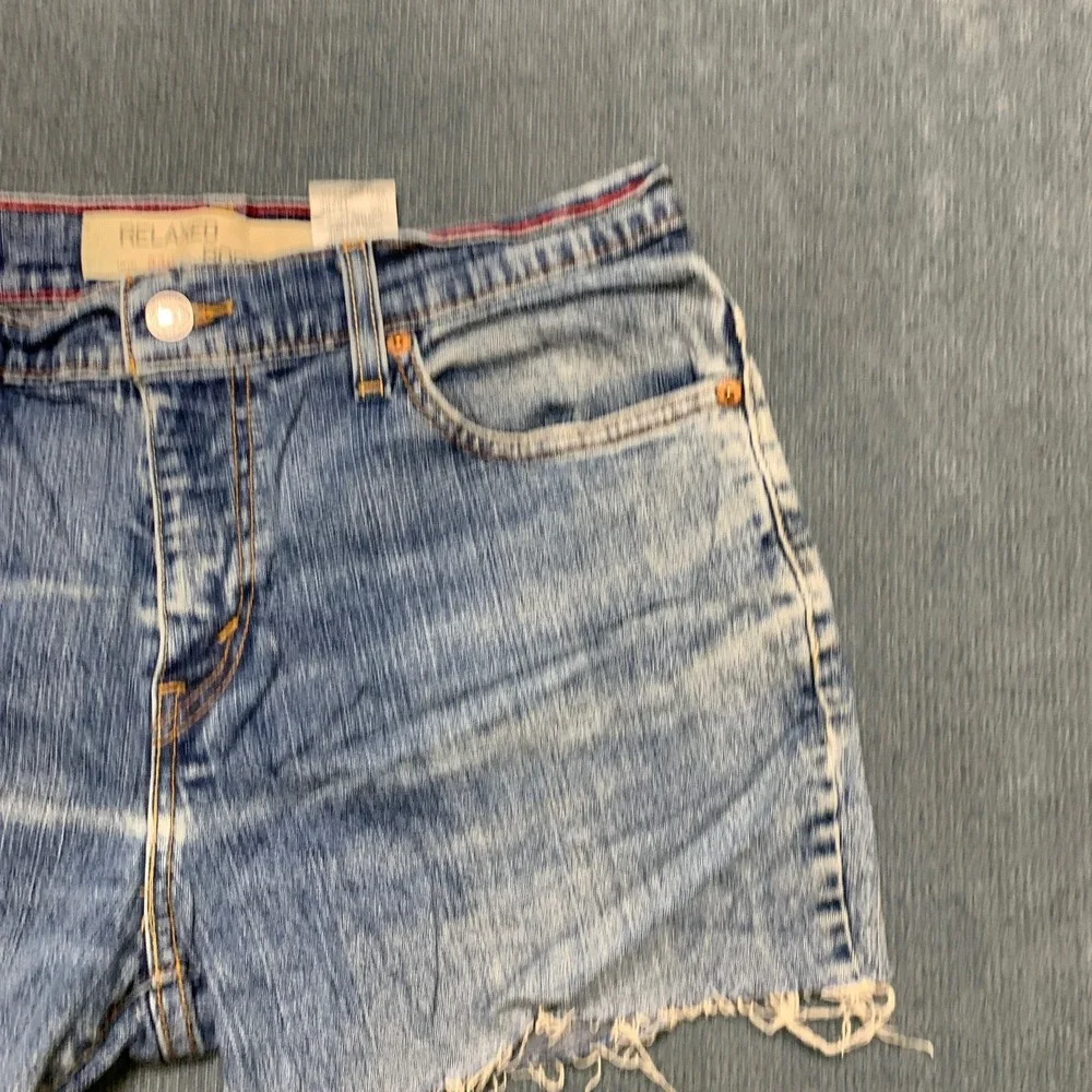 Levi's 550 Cut Off Shorts Womens 10M Blue Denim Relaxed Fit Frayed Hem Stretch